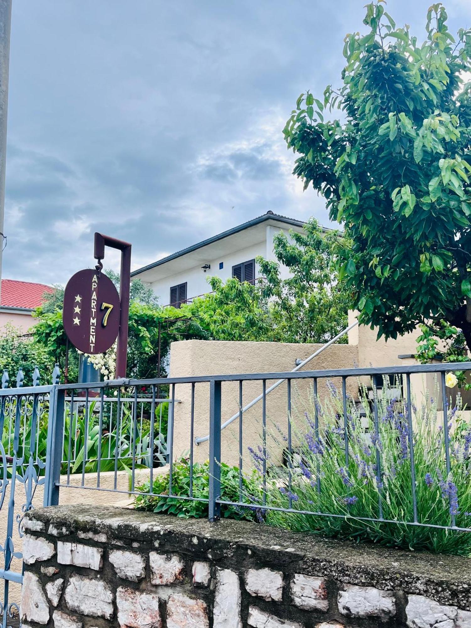 Apartment Ivana Senj  Ngoại thất bức ảnh